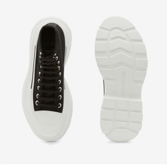 Brand new Alexander McQueen boots with receipt and box - Picture 2 of 4